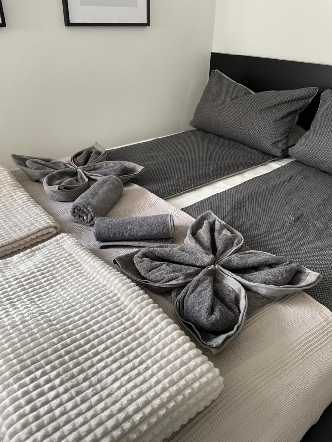 Komfortables Apartment In Der Naehe Der Messe Хановер Екстериор снимка