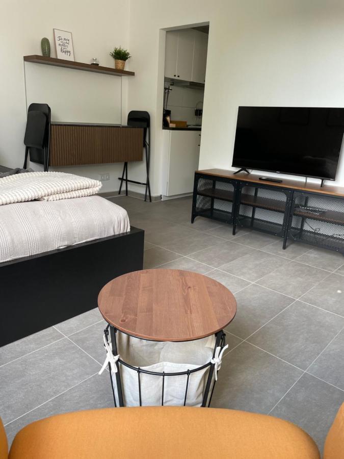 Komfortables Apartment In Der Naehe Der Messe Хановер Екстериор снимка