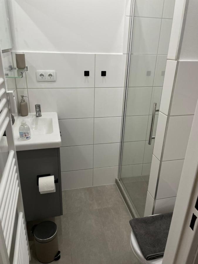 Komfortables Apartment In Der Naehe Der Messe Хановер Екстериор снимка