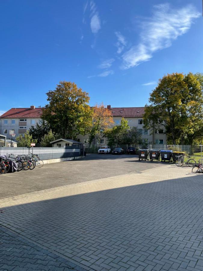 Komfortables Apartment In Der Naehe Der Messe Хановер Екстериор снимка